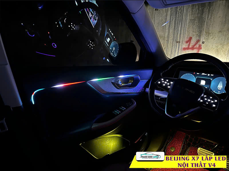 Beijing X7 lắp led nội thất V4 Thanh Bình Auto