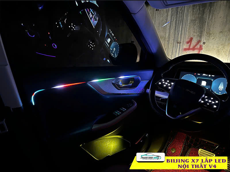 Beijing X7 lắp led nội thất V4 Thanh Bình Auto