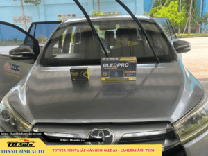 Toyota Innova lắp màn hình Oled A5 + Camera hành trình 5 Toyota Innova lắp màn hình Oled A5 + Camera hành trình Thanh Bình Auto