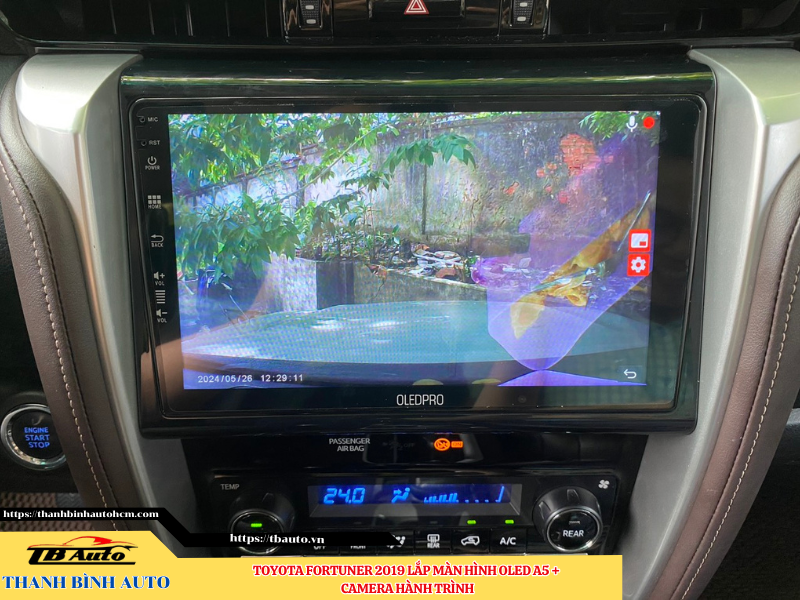 Toyota Fortuner 2019 gắn màn hình Oled A5 + Camera hành trình 10 Toyota Fortuner 2019 gắn màn hình Oled A5 + Camera hành trình Thanh Bình Auto