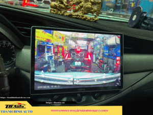 Toyota Innova 2018 gắn màn hình Oled 13.1 inch 6 Toyota Innova 2018 gắn màn hình Oled 13.1 inch Thanh Bình Auto